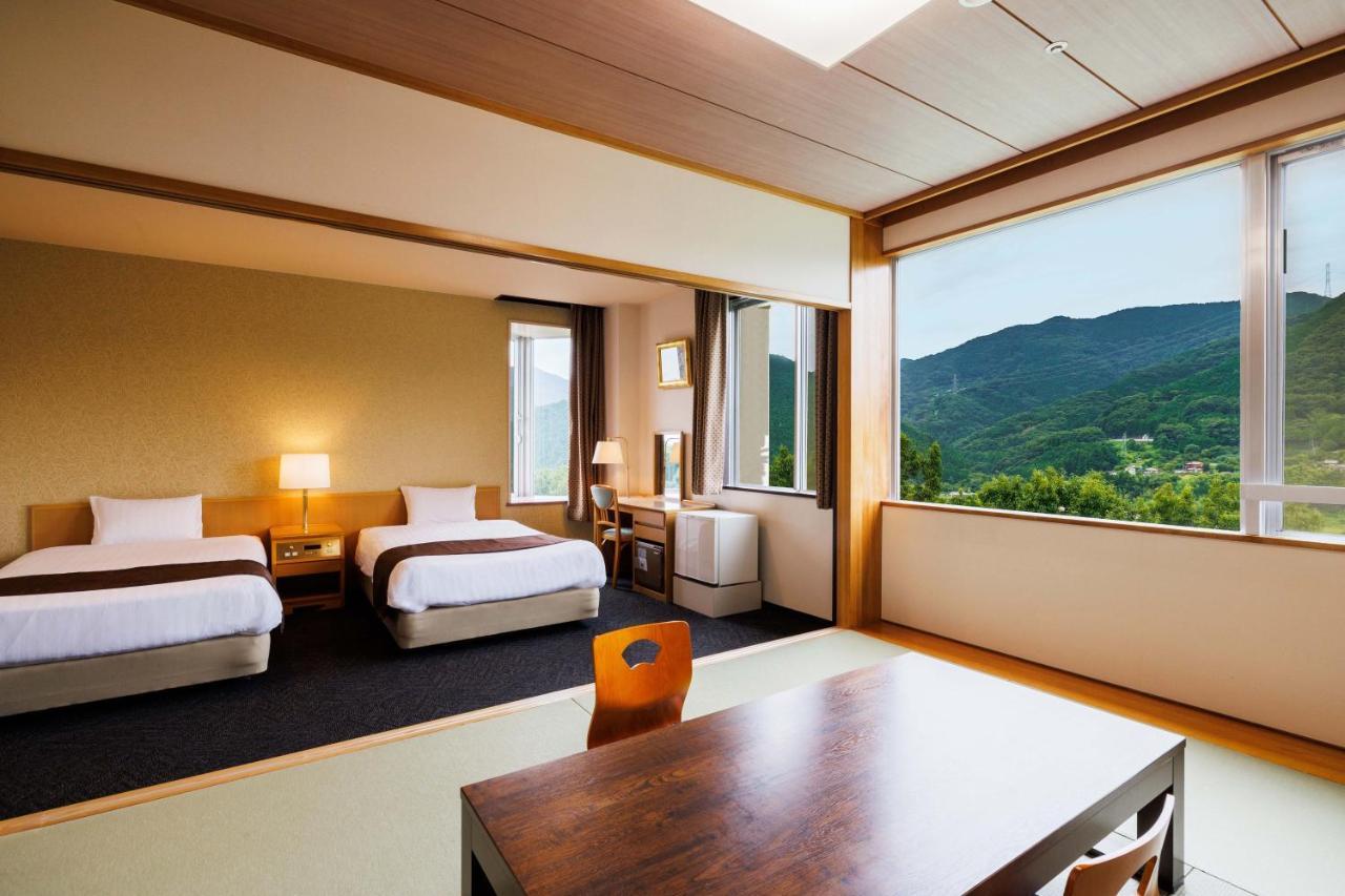 Kamenoi Hotel Nagatoro Yorii Экстерьер фото